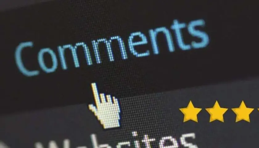 Cursore su "Comments" e stelle gialle indicano l'importanza della web reputation aziendale.